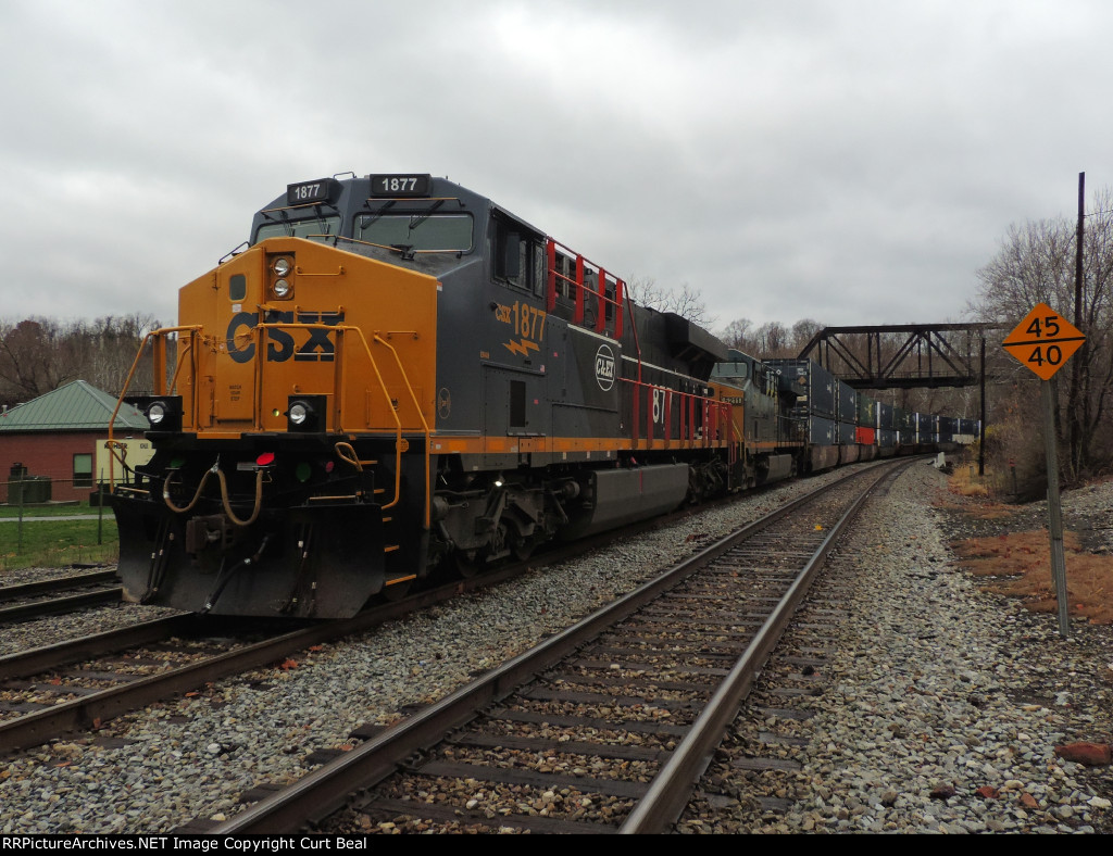 CSX 1877, 5211 (3)